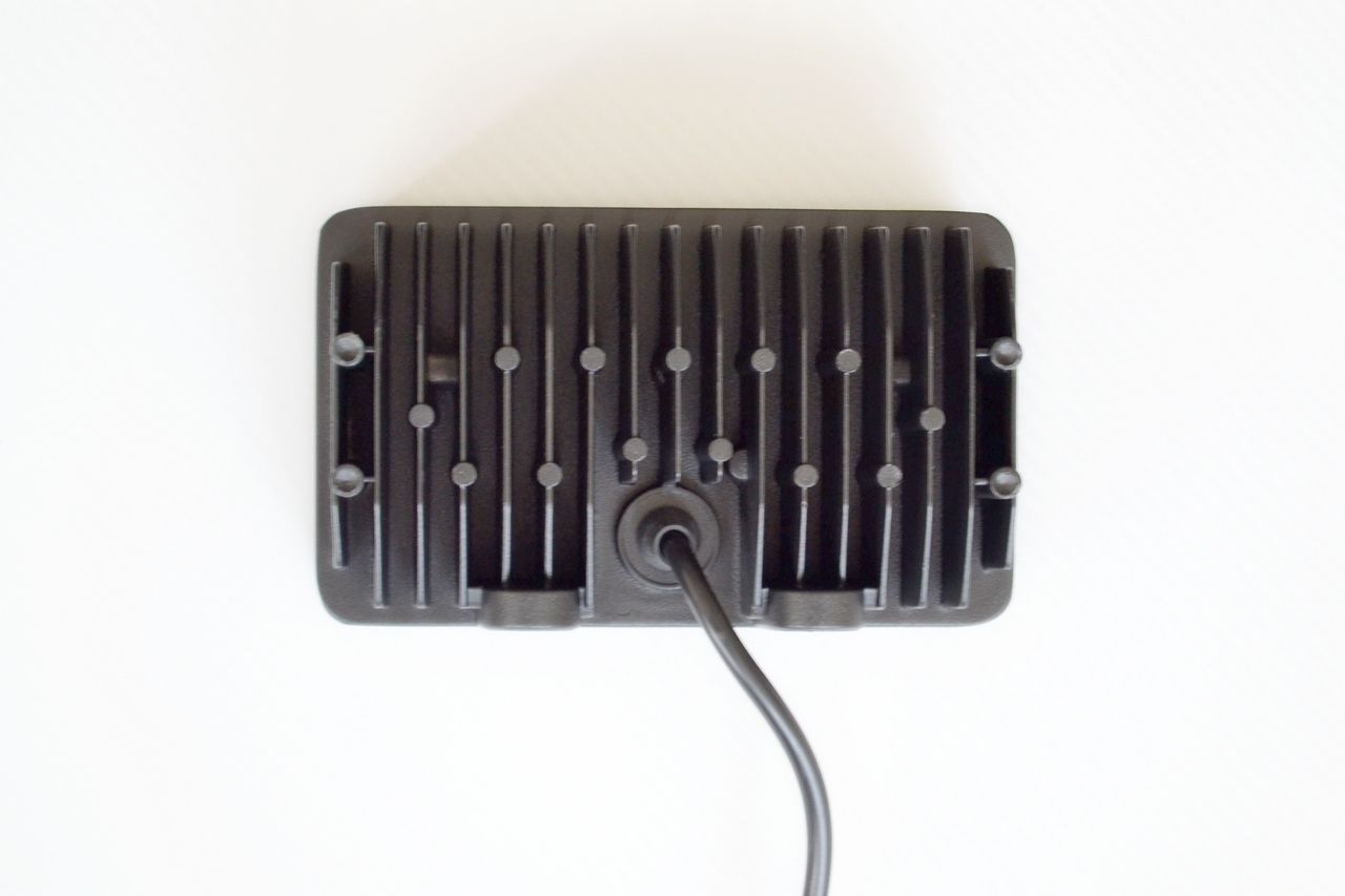 Projecteur de travail à LED rectangulaire – 45 W, 15×3 W LED Epistar, corps en aluminium