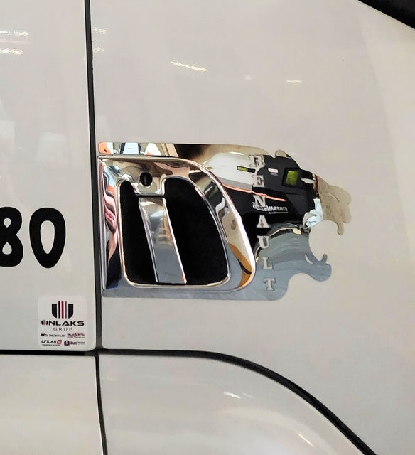 Обков около дръжките, подходящ за Renault Premium – комплект от полиран неръждаемa стомана с надпис