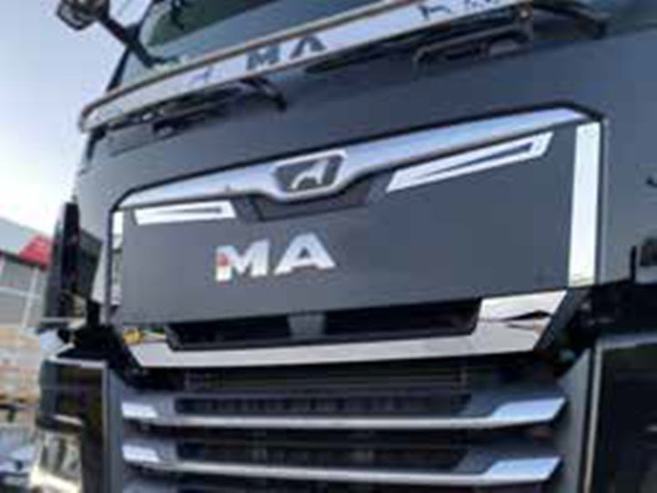 Jeu d’enjoliveurs de calandre avant – adapté pour MAN TGX 2021+, acier inoxydable, 5 pièces