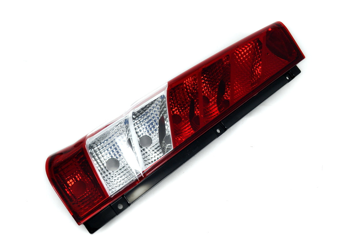 Ляв заден стоп – подходящ за Iveco Daily 2014+