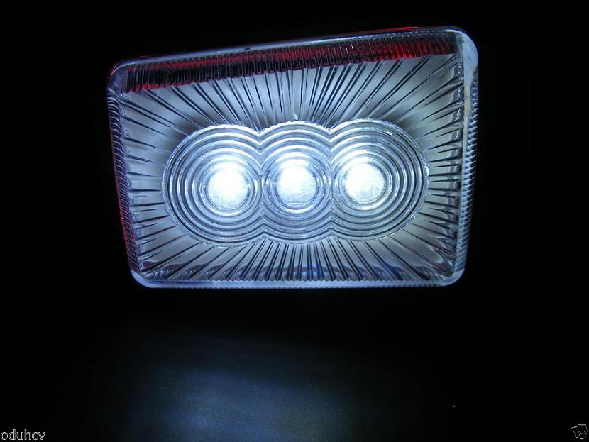 LED трапецовиден наклонен габарит – бял и червен