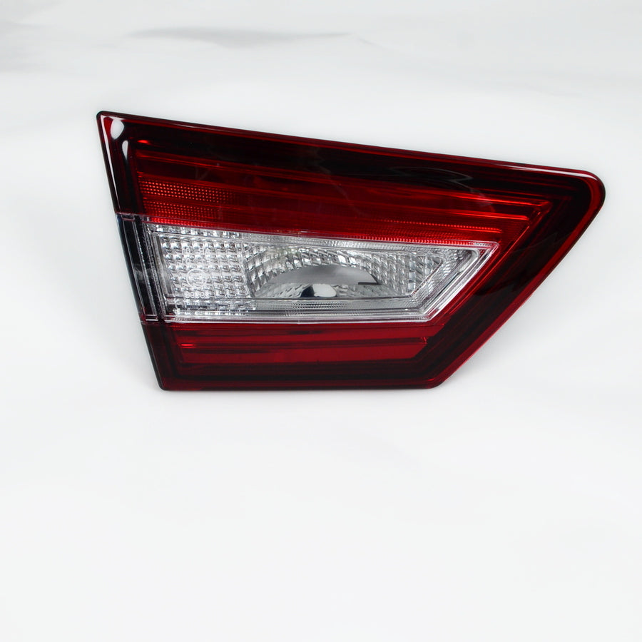 Αριστερό πίσω φανάρι – κατάλληλο για Renault Clio IV 2012–2020, τοποθέτηση στο πορτμπαγκάζ, χωρίς βάση λαμπτήρων