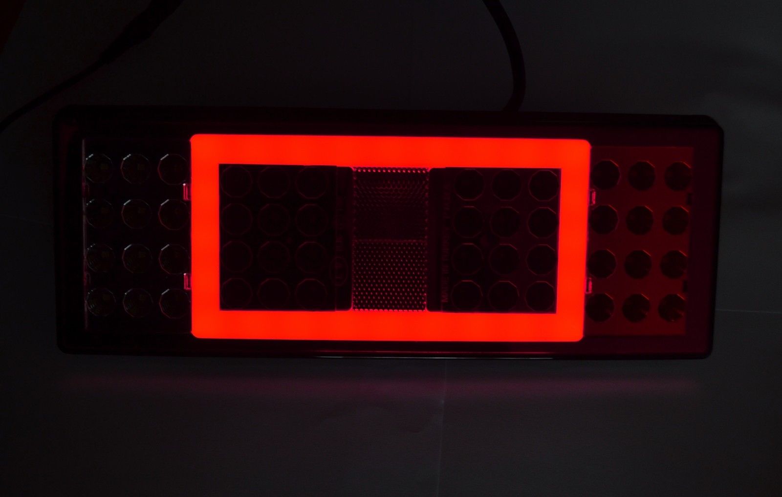 Голям правоъгълен неон LED стоп комплект 24V