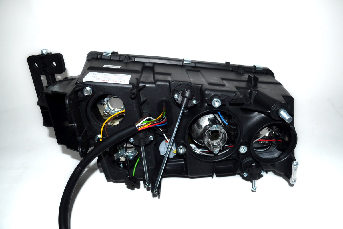 Десен фар с кръгъл конектор, подходящ за Volvo Series II 2003–2007