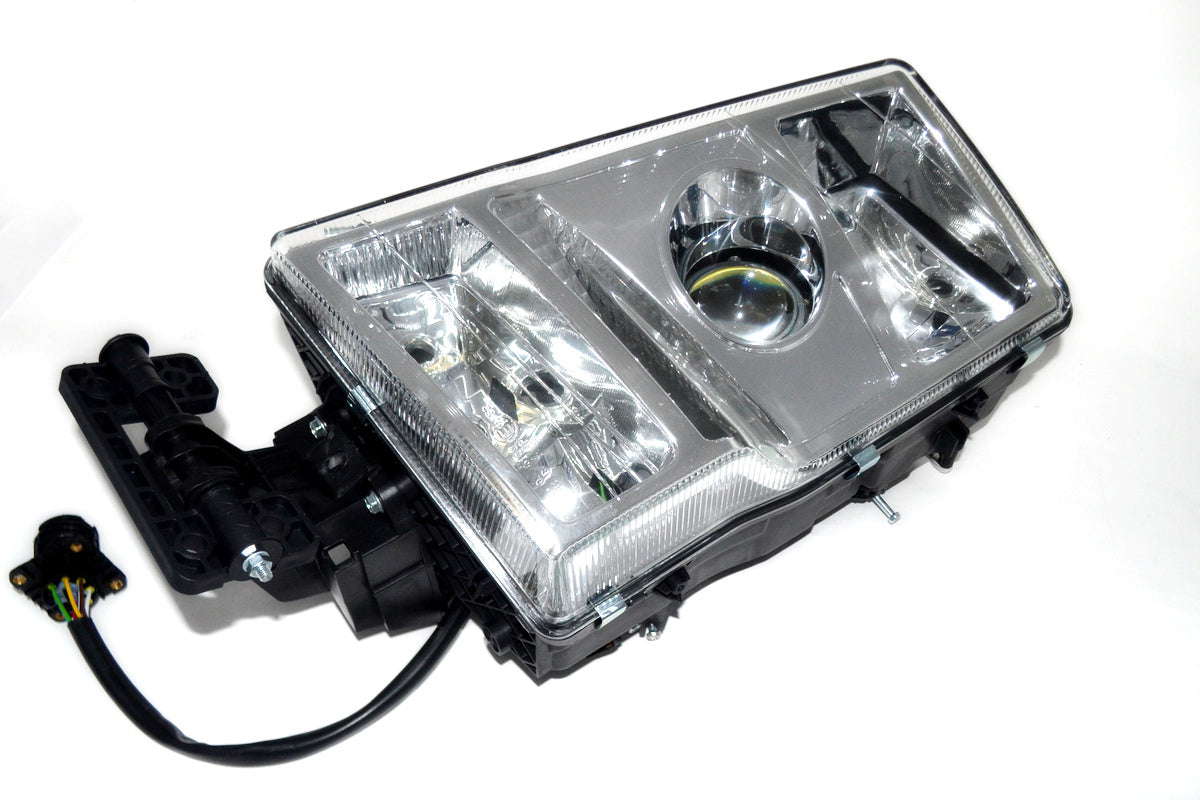 Ляв фар с кръгъл конектор, подходящ за Volvo Series II (2003–2007)