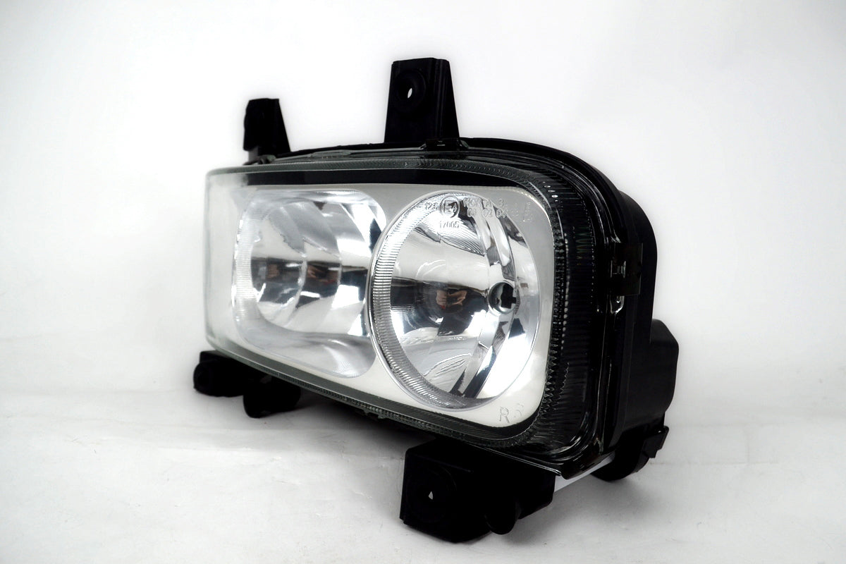 Projecteur droit adapté pour Mercedes Atego 2 – Avec moteur, 2004+, côté droit (RH)