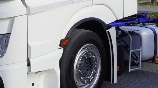 Пластмасово разширение на преден калник – подходящо за Mercedes Actros MP4/MP5