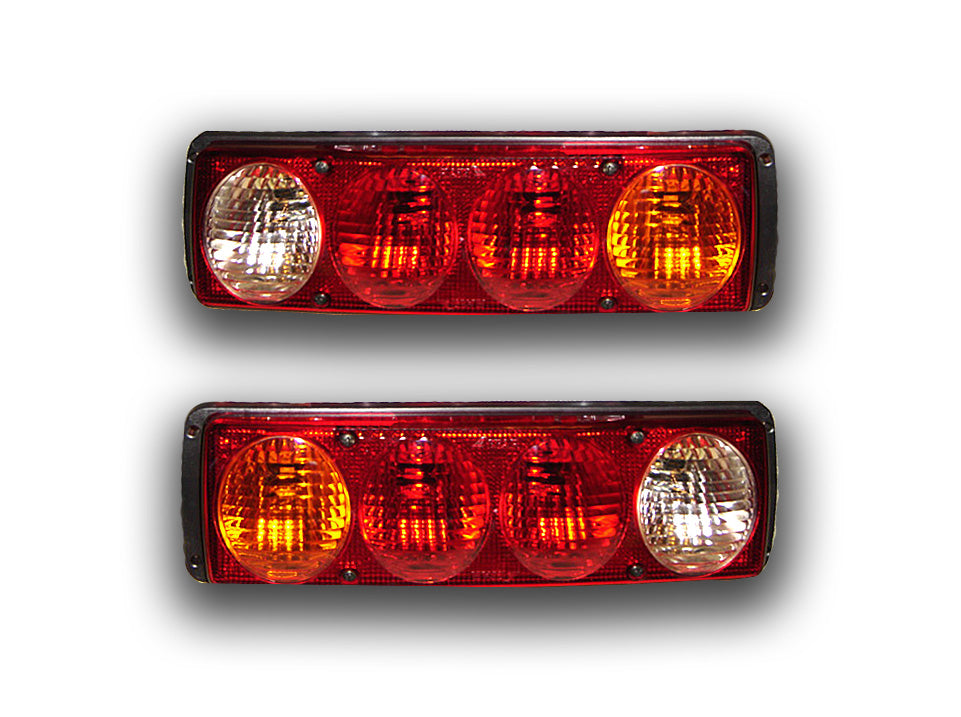 Oval Rear Truck Tail Light – 4 Functions, 310 × 105 × 75 mm, 150 mm Bolt Spacing