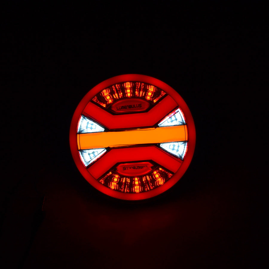 Заден комбиниран LED/неонов стоп с 24V, стоп, динамичен мигач, заден ход, 141 x 48 mm