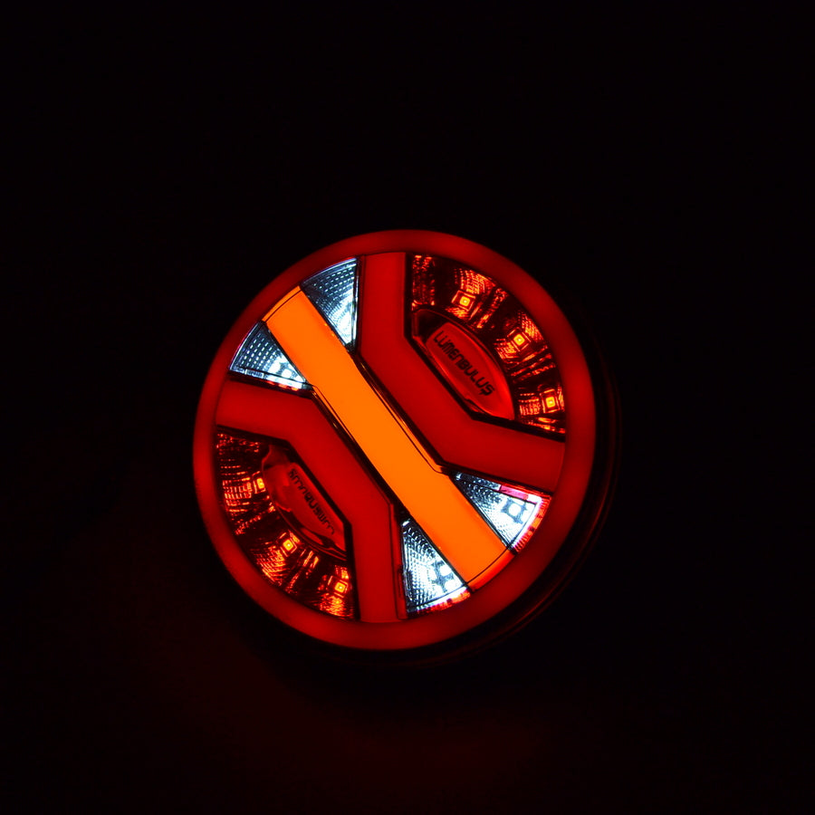 Заден комбиниран LED/неонов стоп с 24V, стоп, динамичен мигач, заден ход, 141 x 48 mm