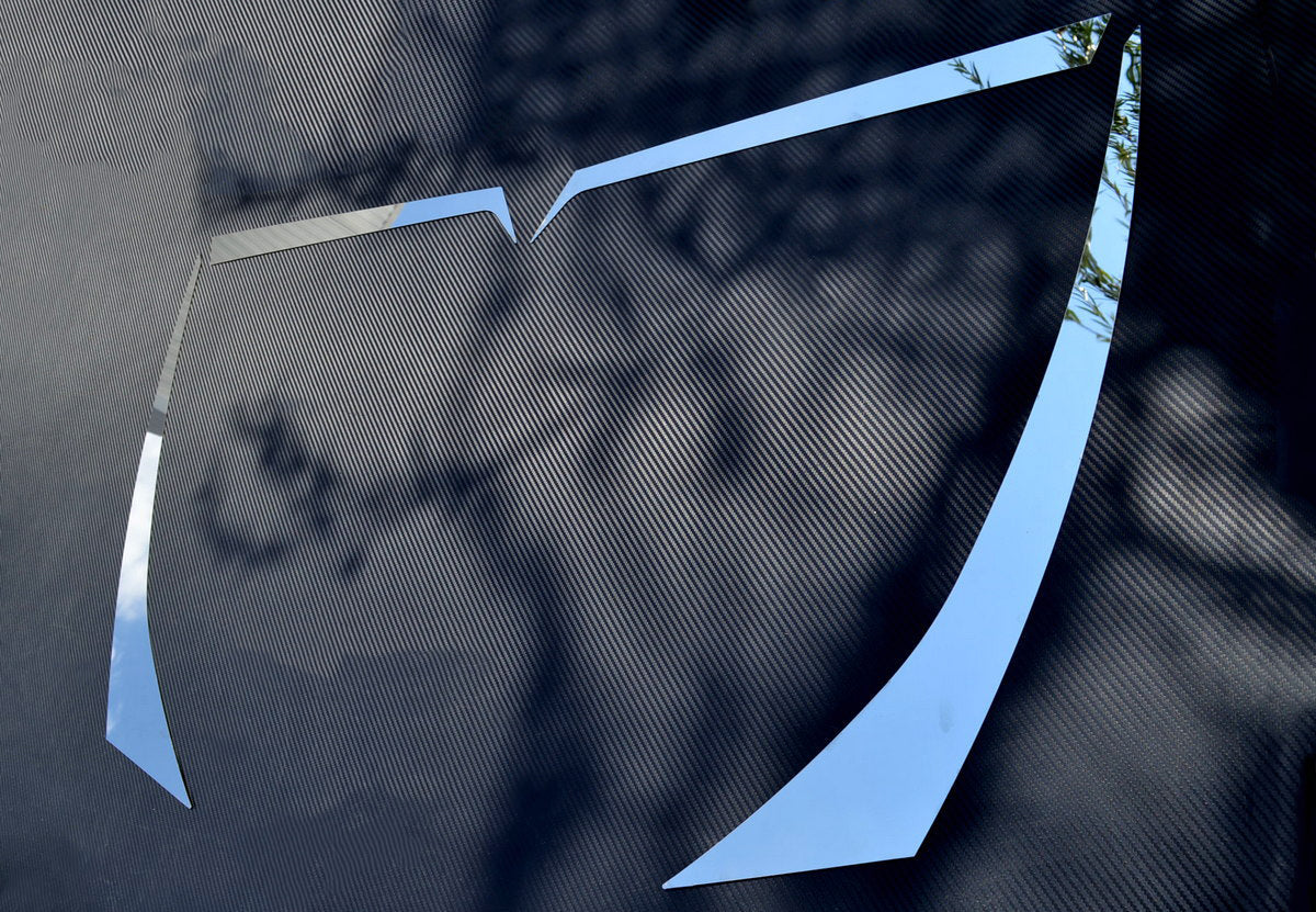 Комплект лайсни за предна решетка – полирана неръждаема стомана 304, подходящ за Iveco Hi-Way