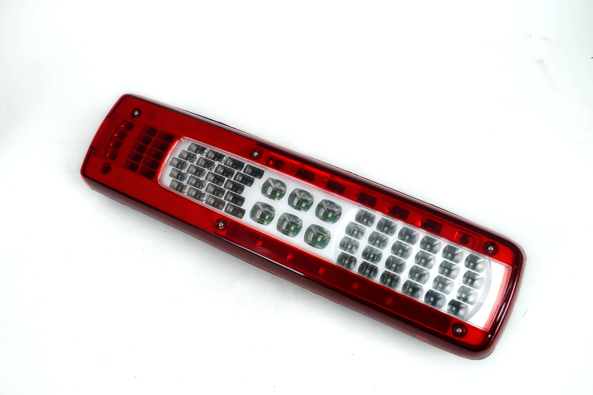 Feu arrière gauche à LED – adapté pour Volvo FH4, grande version LUX