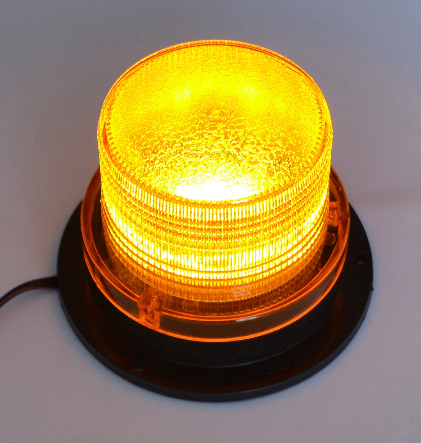 Gyrophare LED jaune – 10–36 V, diamètre de base 130 mm