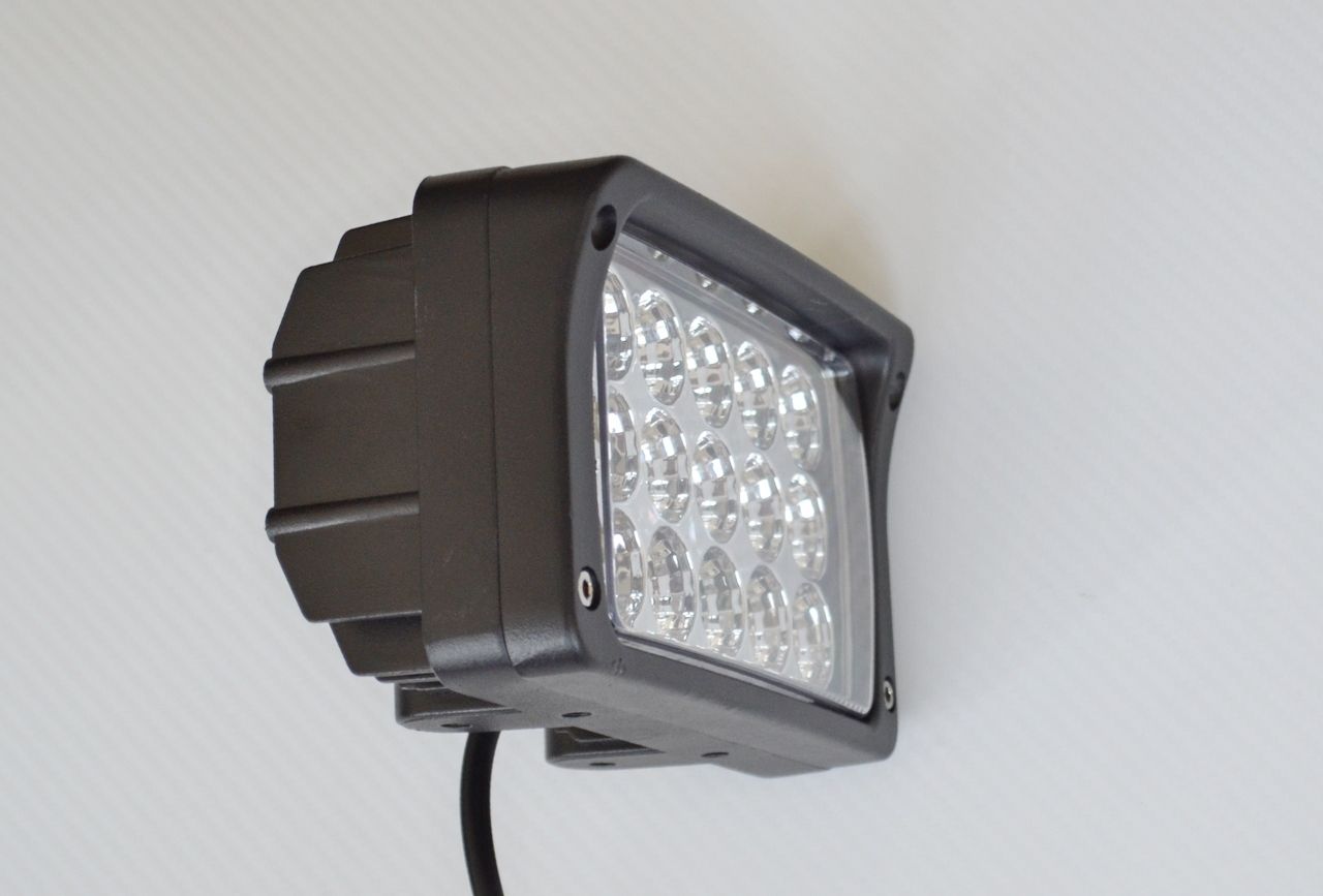 Projecteur de travail à LED rectangulaire – 45 W, 15×3 W LED Epistar, corps en aluminium