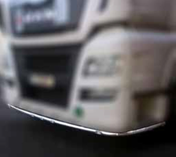 Pare-buffle avant inférieur complet – adapté pour MAN TGA XXL