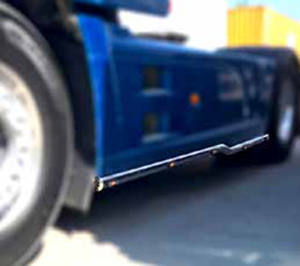 Arceau latéral adapté pour DAF XF106 – gauche et droite, inox 60 mm