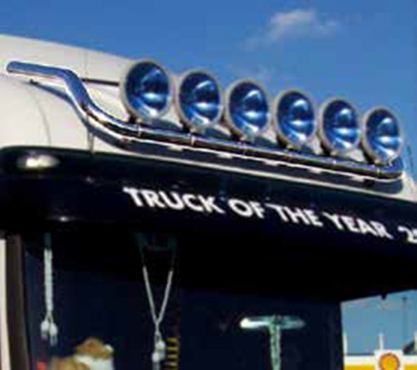 Горна предна bull bar греда на покрива – подходящ за Iveco Stralis, неръждаема стомана 60 mm