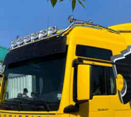 Traverse supérieure de pare-chocs avant profonde – adapté pour MAN TGA/TGX XXL 2010–2019