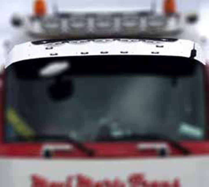 Pare-soleil en inox – adapté pour Renault T Series