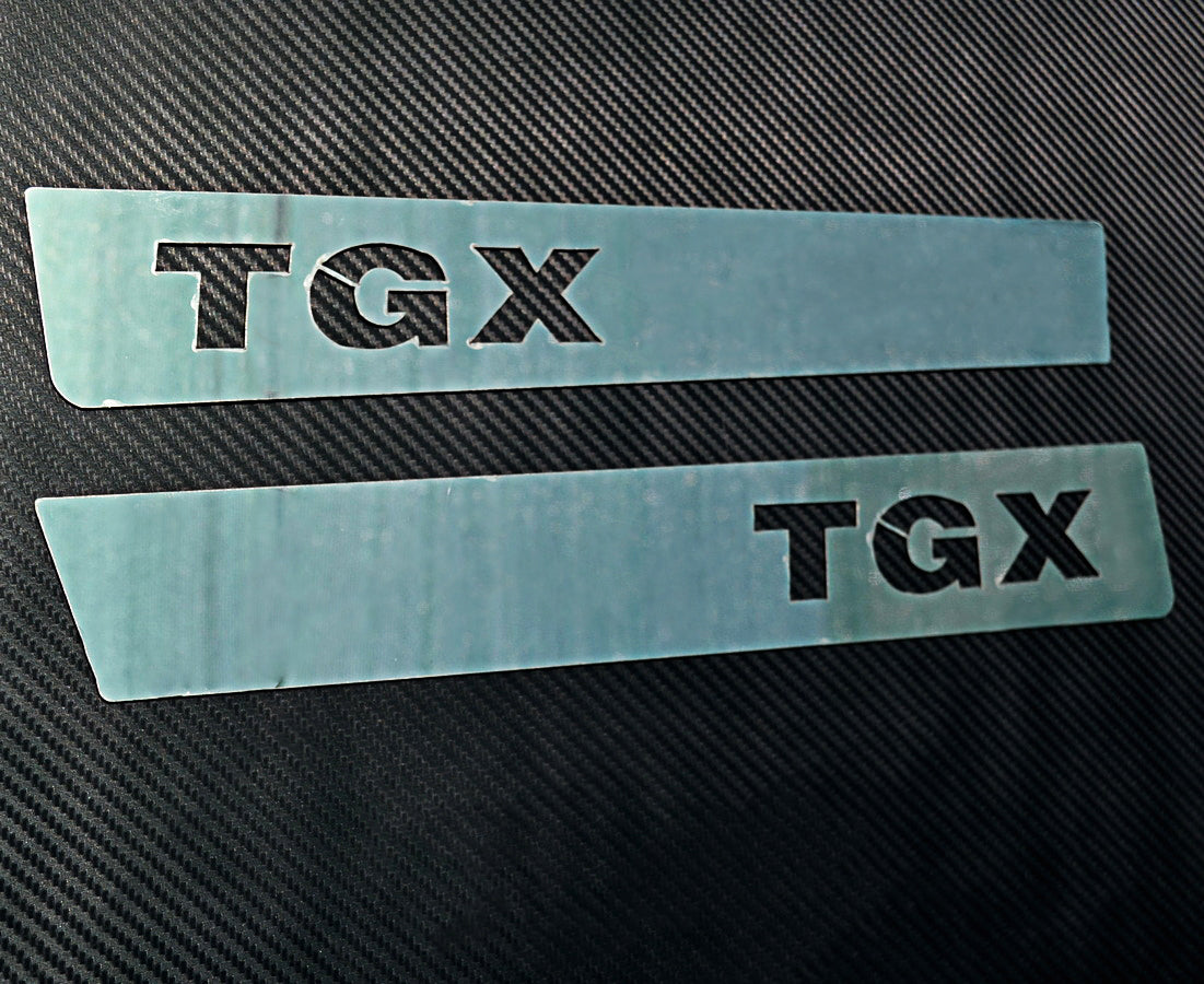 Stainless Steel Door Lower Edge Decoration – suitable for MAN TGX 2021+, 2 Pieces, 375 x 60 mm