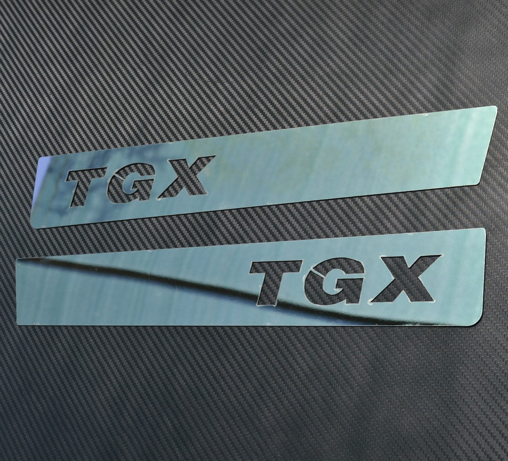 Stainless Steel Door Lower Edge Decoration – suitable for MAN TGX 2021+, 2 Pieces, 375 x 60 mm