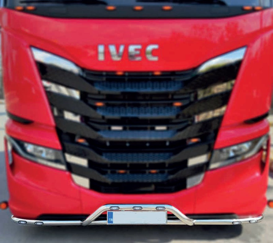 Pare-buffle avant inférieur – pleine largeur au-dessus de la plaque d’immatriculation adapté pour Iveco S-Way