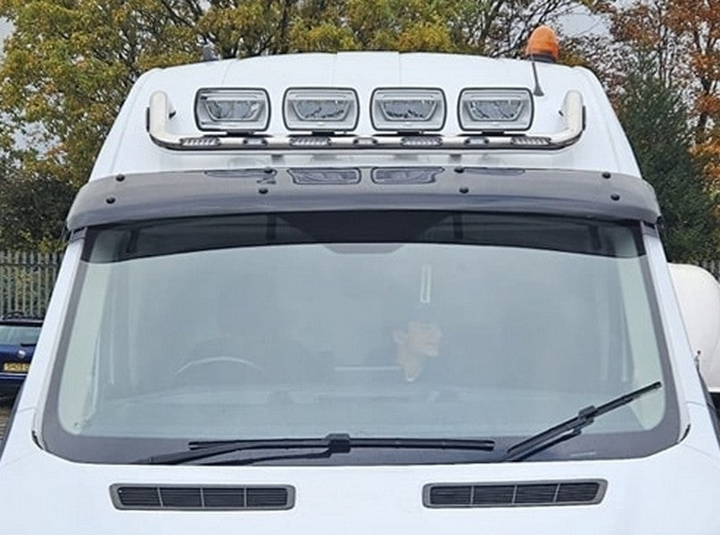 Barre de toit universelle supérieure pour van – type MNBS