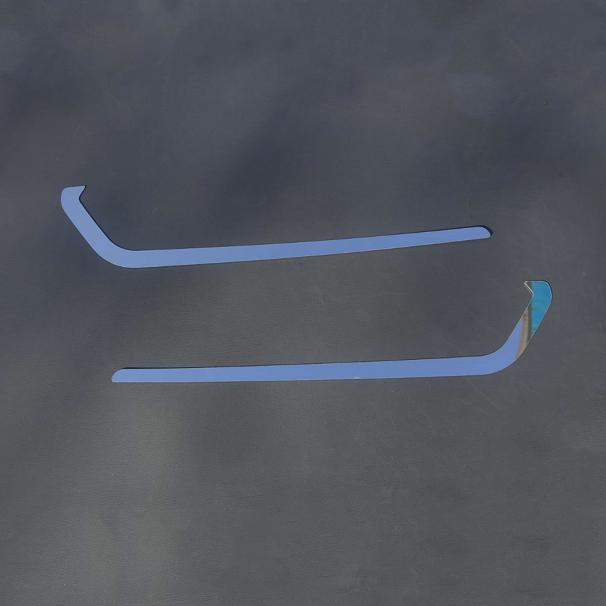 Schlafkabinen-Fensterverkleidung geeignet für Volvo FH 2021+ – 2-teiliges Set