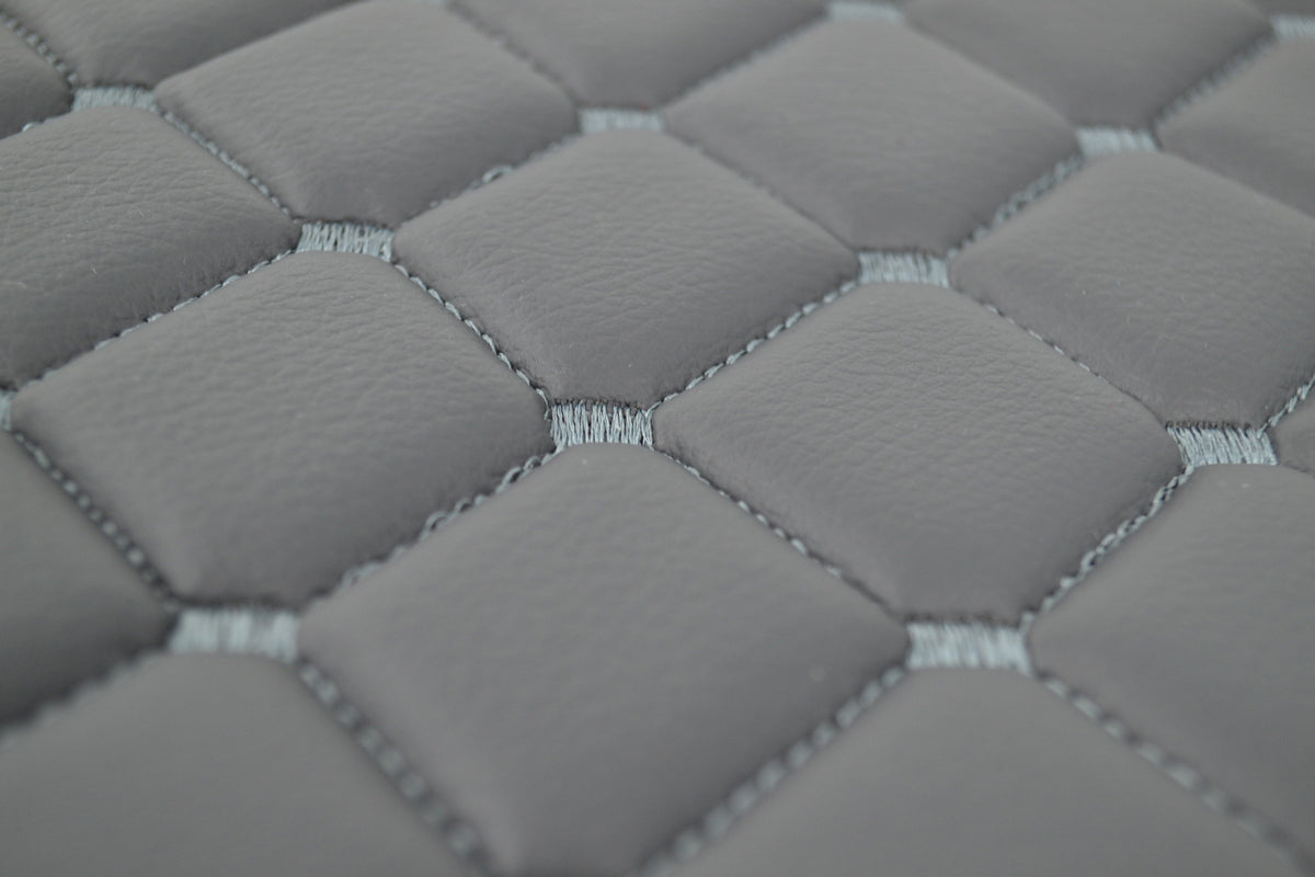 Jeu de tapis de porte et couvre-tableau de bord – cuir synthétique (éco-cuir), gris foncé, adapté pour DAF XF 2021+