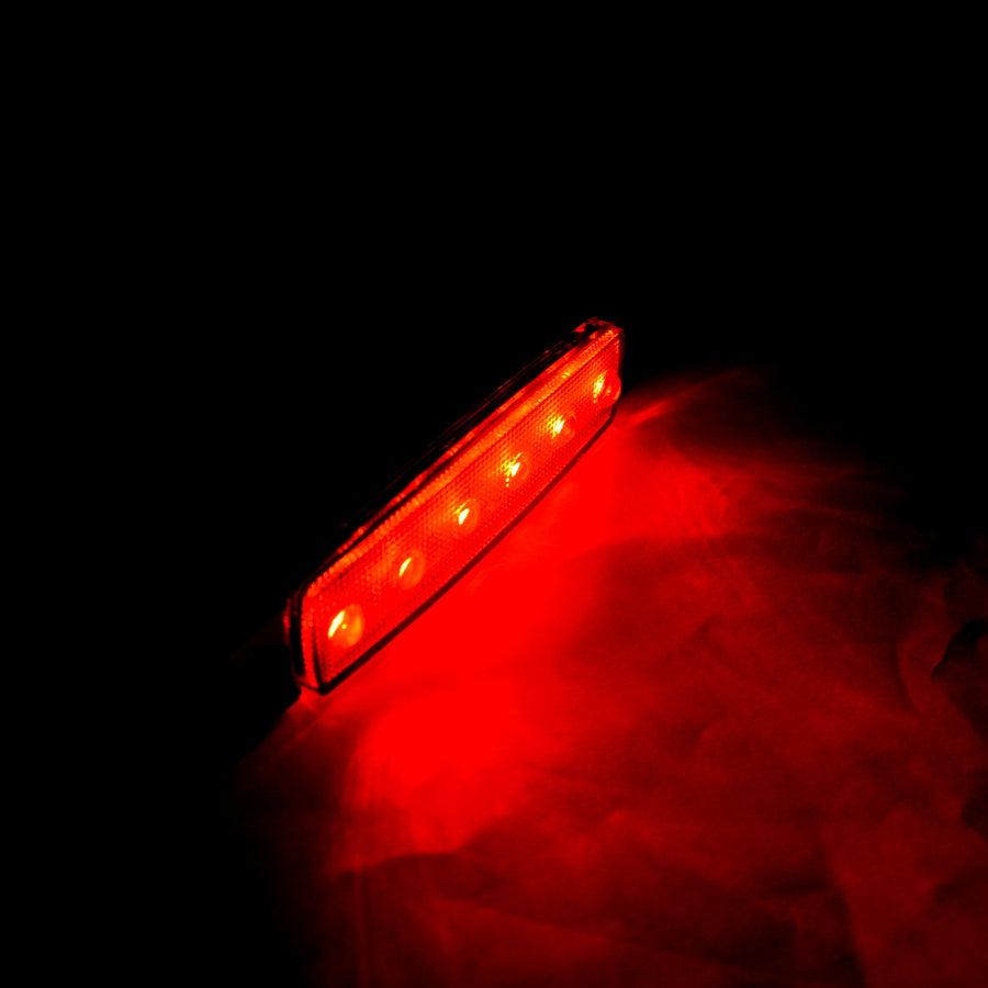 Feu de gabarit latéral rouge 24V pour véhicules utilitaires et remorques