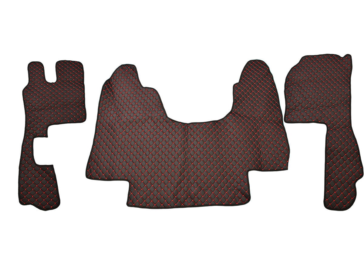 Μαύρα πατάκια δαπέδου από τεχνητό δέρμα (eco leather) – κατάλληλο για Scania G420 2010–2013, κόκκινες ραφές