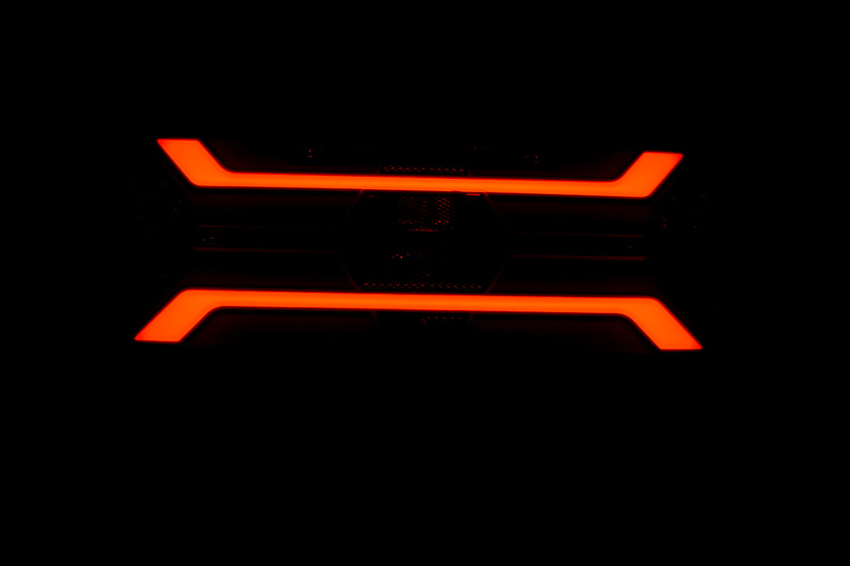 Right LED Neon Tail Light – 35 cm, 5 Functions, 12/24 V, Diamond Reflector