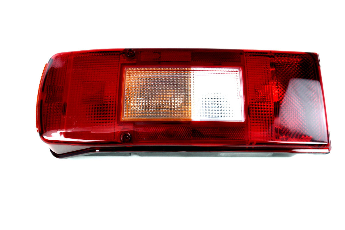 Feu arrière gauche avec éclairage de plaque d’immatriculation – adapté pour Volvo FE/FL, 2001‑on