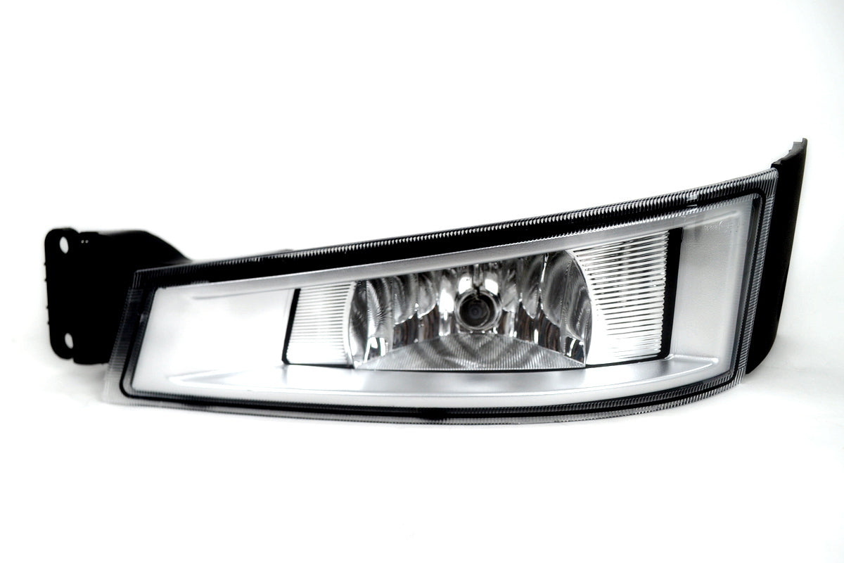 Projecteur halogène – adapté pour Volvo FH4 et FM4 2013+, côté droit