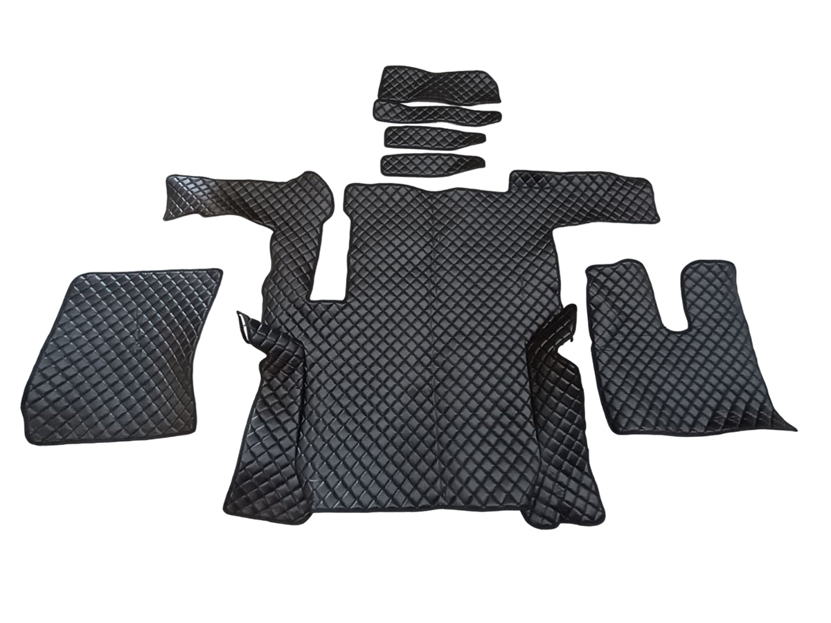 Tapis de sol en cuir synthétique (éco-cuir) pour conduite à droite – adapté pour MAN TGX boîte automatique, tiroir simple, à partir de 2018, noir