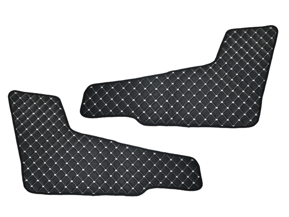 Jeu de tapis de porte – cuir synthétique (éco-cuir), noir avec surpiqûres blanches, adapté pour Volvo FH4 2013+