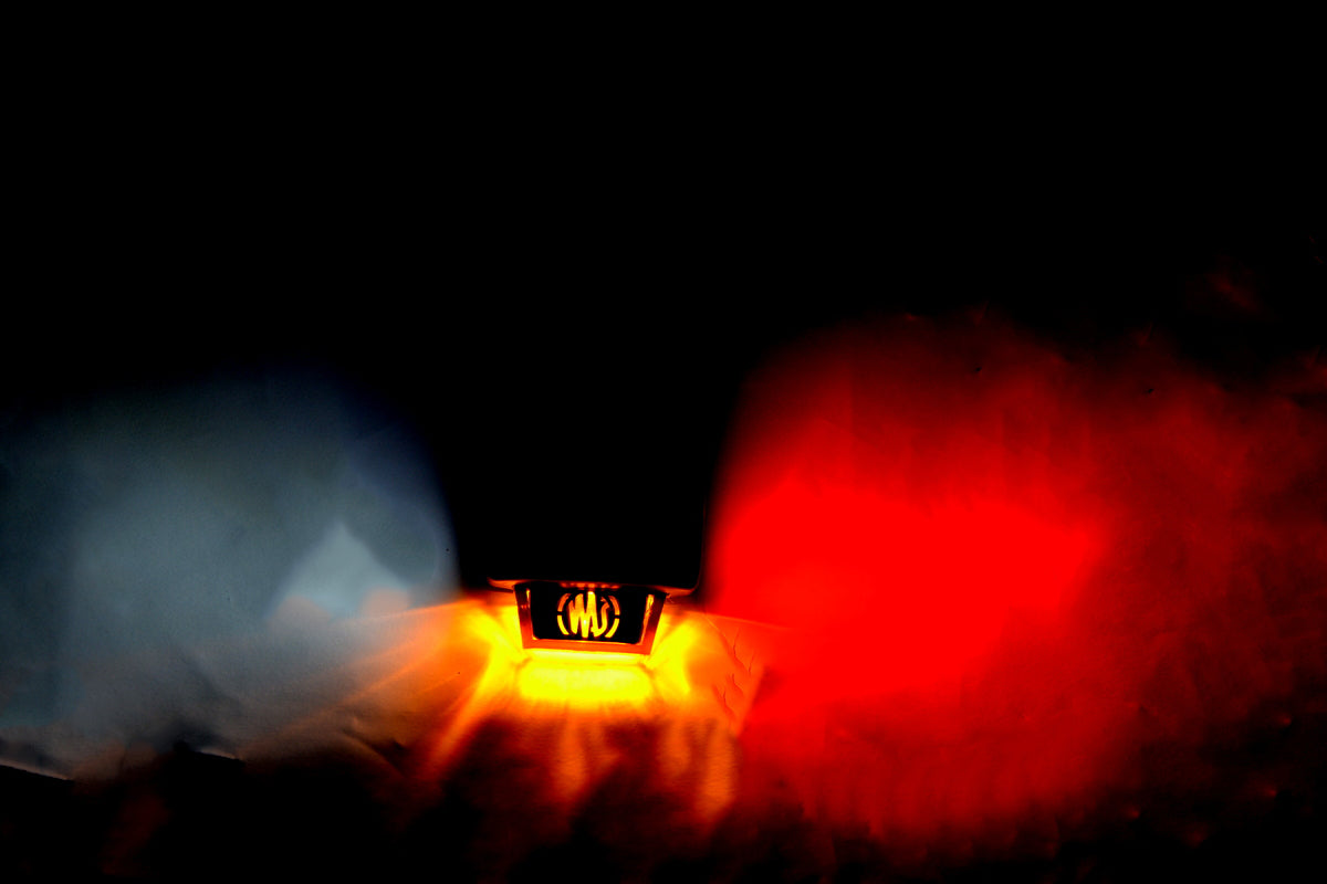 Dreifach-LED-Markierungsleuchte Horn, linke Seite, Rot/Weiß/Orange, 12/24 V