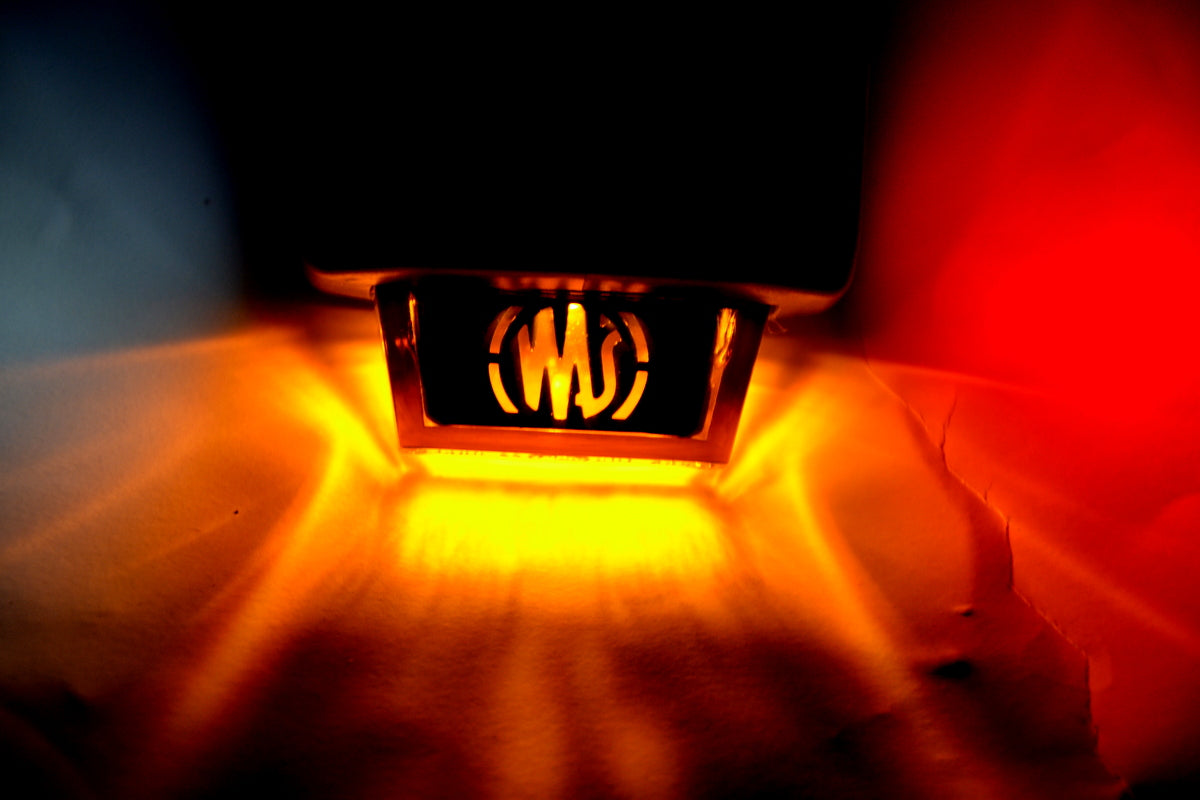 Dreifach-LED-Markierungsleuchte Horn, linke Seite, Rot/Weiß/Orange, 12/24 V