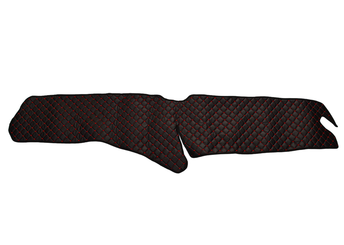 Πατάκι ταμπλό – τεχνητό δέρμα (eco leather), μαύρο με κόκκινες ραφές, κατάλληλο για Scania R 2017+, χωρίς οπές