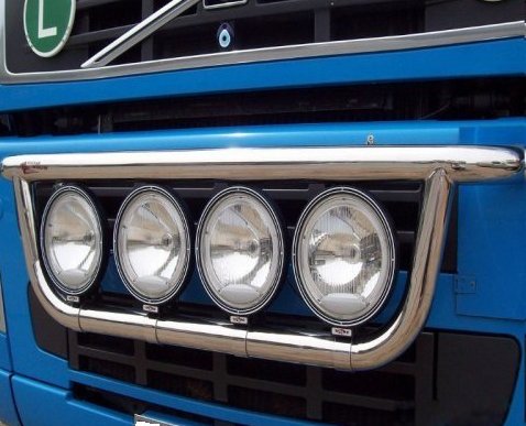 Pare-buffle inférieur – étroit, adapté pour Volvo FH4