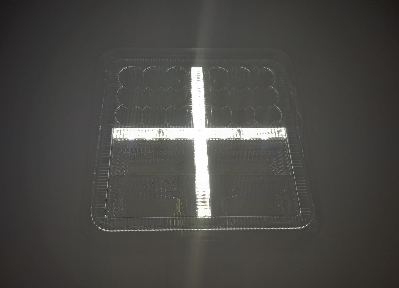 Projecteur de travail LED carré, 54 LED, 2 modes avec DRL, 107 x 107 x 25 mm, fixation inférieure