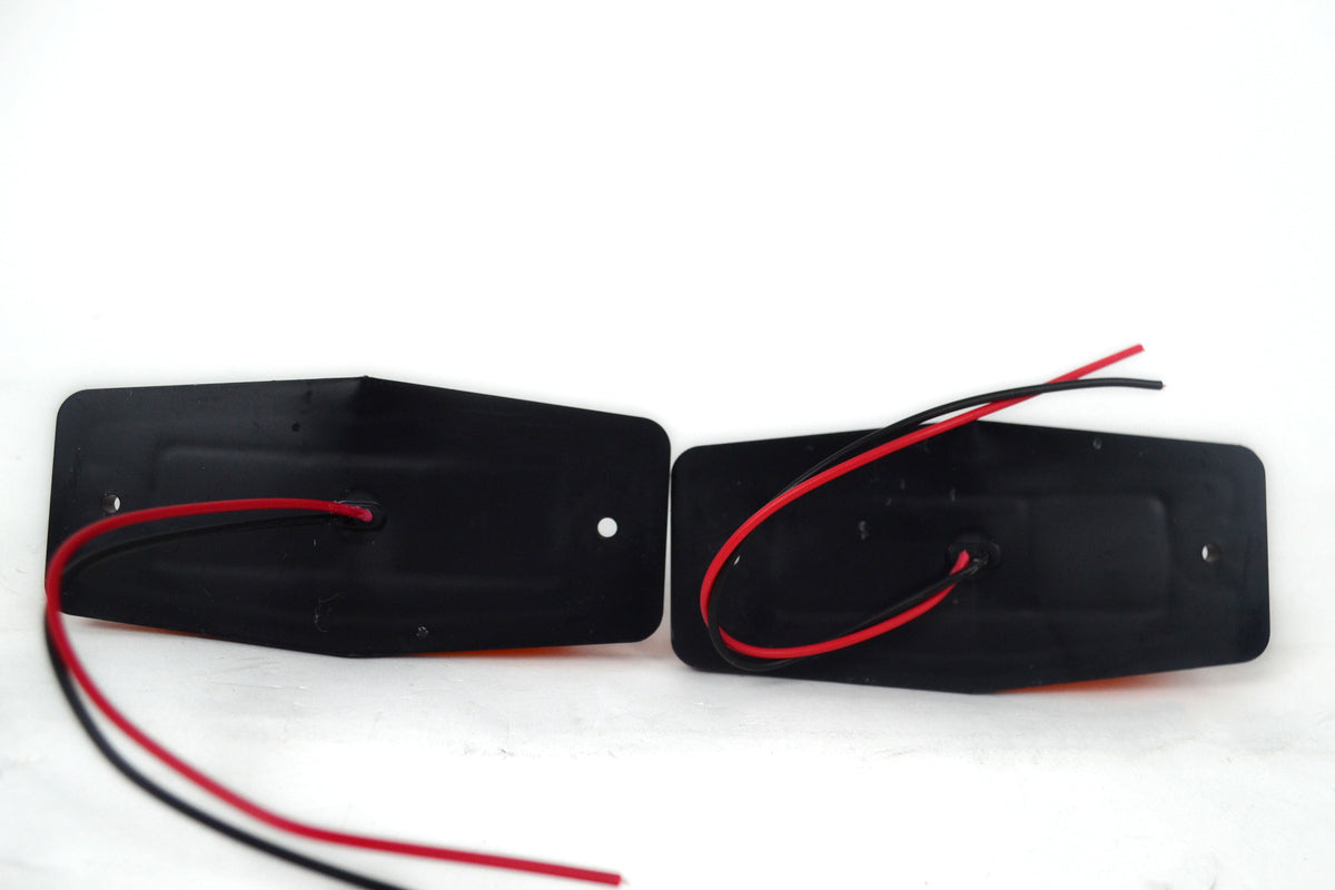 Universal LED Side Marker / Indicator – Amber Light, 12/24V, 130 x 60 x 40 mm, suitable for Mercedes Sprinter Style