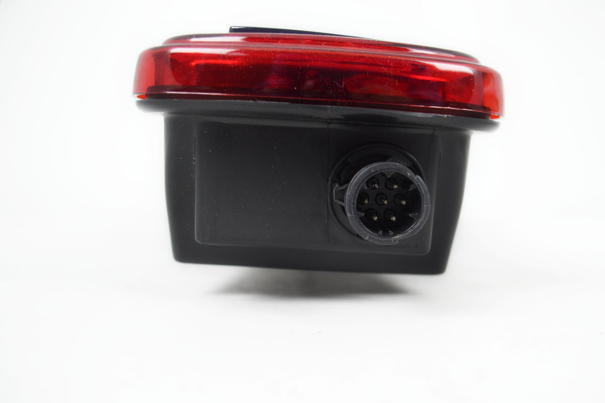 Feu arrière droit avec avertisseur sonore – adapté pour Volvo