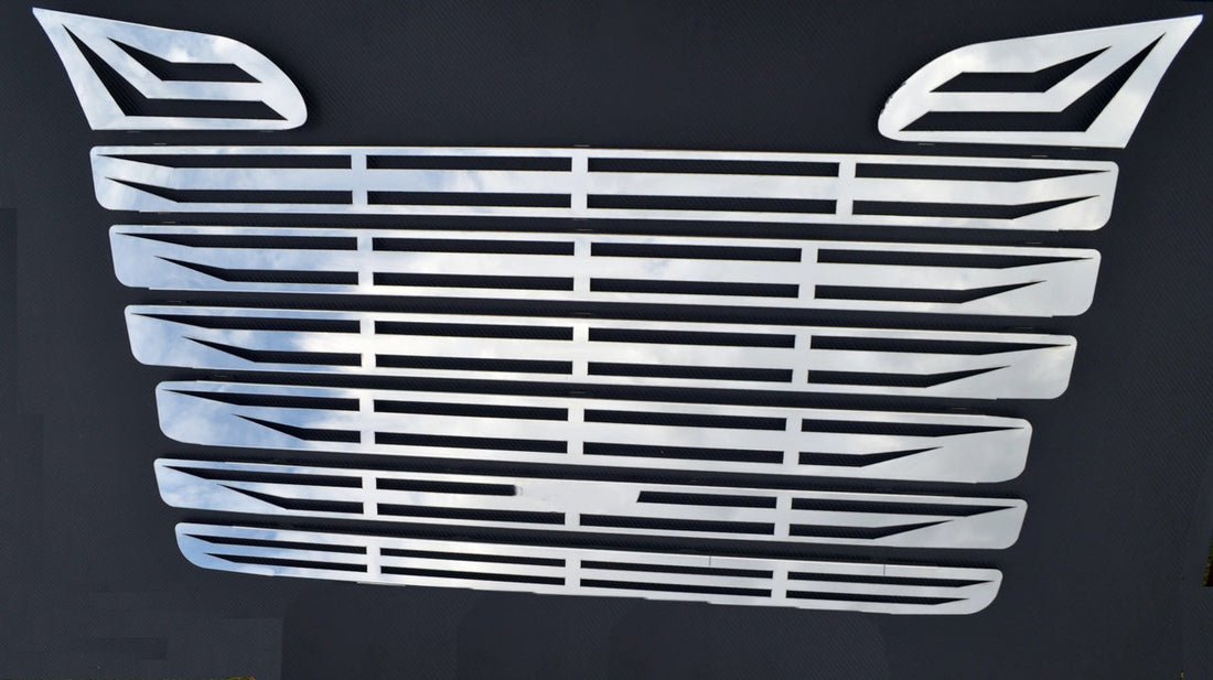 Front Radiator Grille Decoration Kit – Stainless Steel, 8-Piece, suitable for Scania R 2004–2009