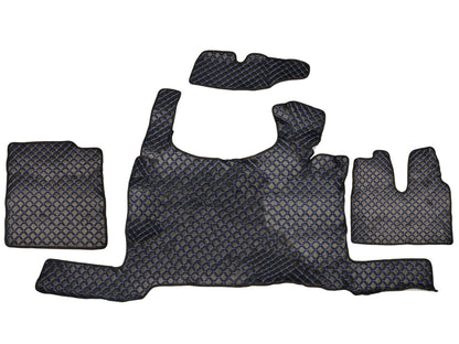 Tapis de sol en cuir synthétique (éco-cuir) noir pour conduite à droite – surpiqûres bleues adapté pour MAN TGX (2021+, sans pédale de frein au plancher ADR)