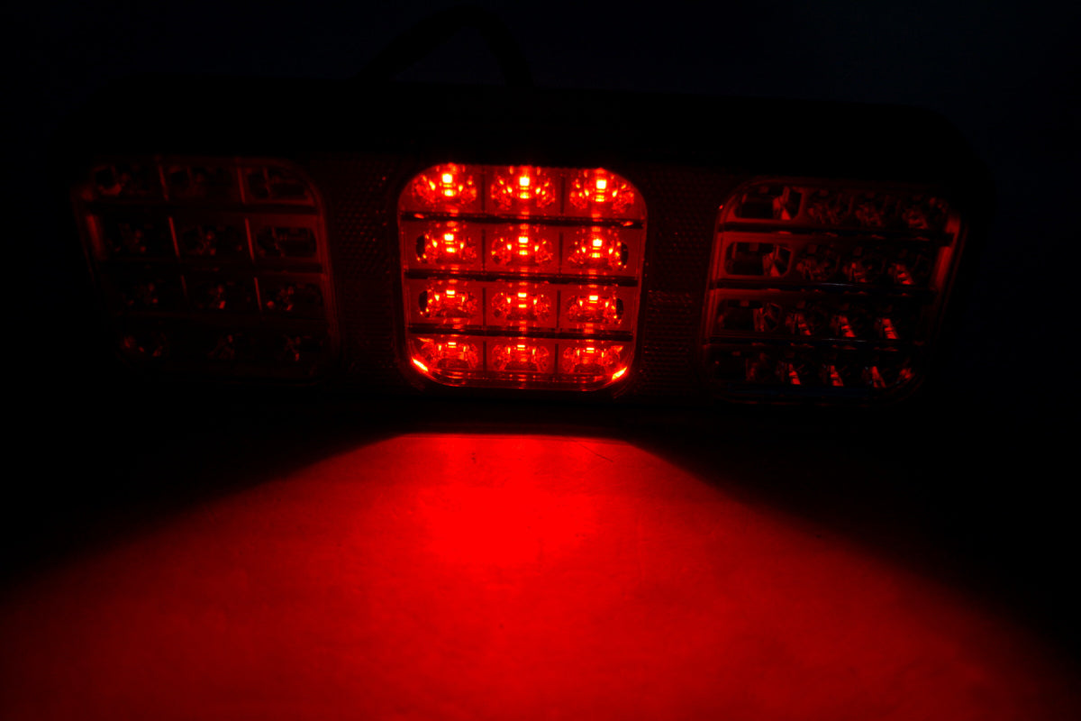 UNISTAR-V LED πίσω φανάρι πολλαπλών λειτουργιών, 9–33V, αριστερό/δεξί, 285×102×33 mm