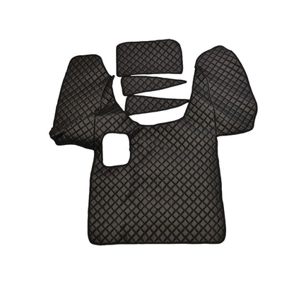 Κεντρικό πατάκι δαπέδου από τεχνητό δέρμα (eco leather) – κατάλληλο για Mercedes Axor 2005–2012 και Mercedes Atego 2010–2012, χειροκίνητο κιβώτιο ταχυτήτων, μαύρο