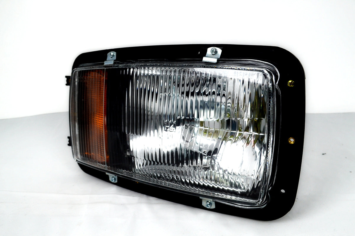 Projecteur droit avec clignotant – adapté pour Mercedes 2517/2521, 1973–1996, côté droit (RH)