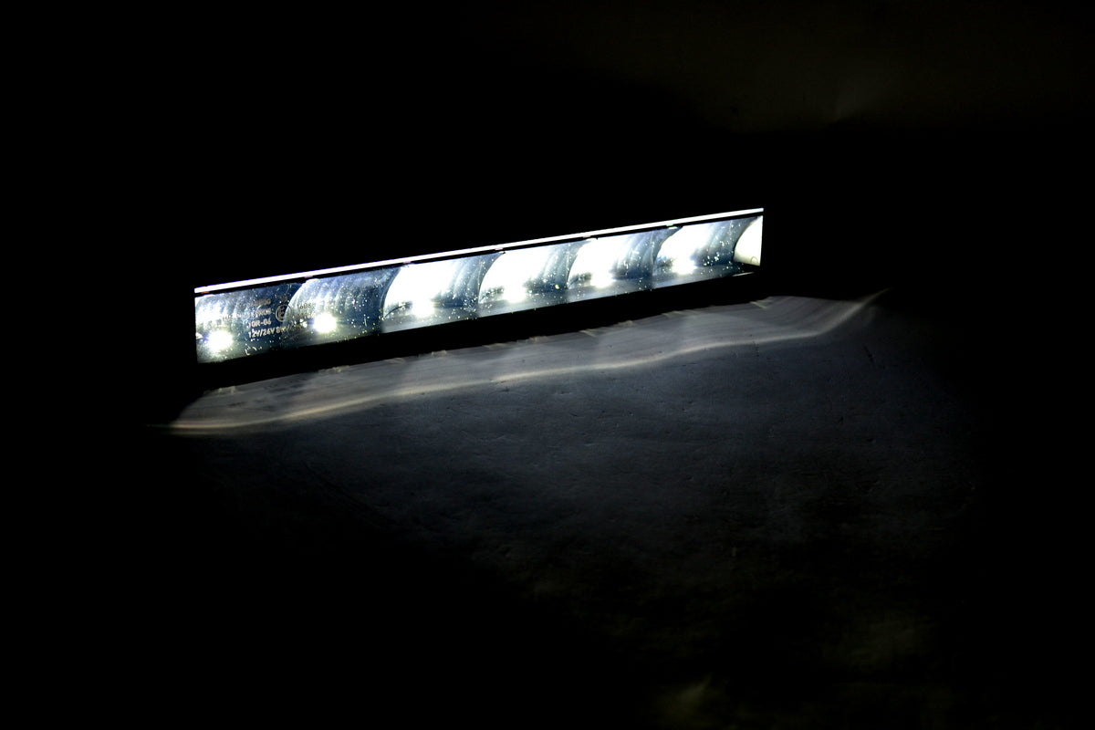 Mini rampe lumineuse LED – 45 W, 6 LED CREE, feu de route et feu de position 34,5 cm