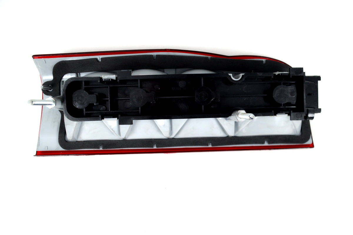 Right Tail Light with Bulb Holder – suitable for Ford Transit 2006–2013